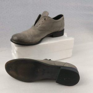 Handmade in Italy ALL LEATHER Leather Uppers & Sole Lace-less Slip-on Loafer 38